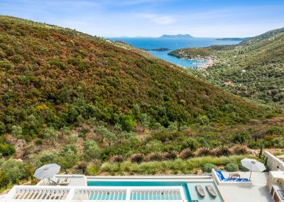 Scenic Lefkada cliffs overlooking the blue horizon