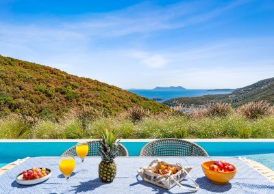 Private yacht cruise service arranged for Lefkada villa guests