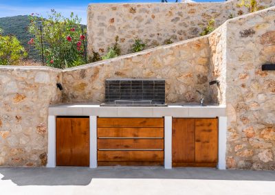 Villa Lilaea exterior with private pool and sea view