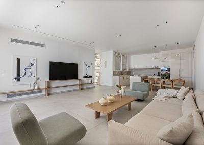 Luxury living room in Villa Mia Rose Lefkada with comfortable seating and uninterrupted Ionian Sea outlook