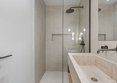 Modern ensuite bathroom at Villa Mia Rose in Amousa Lefkada with elegant finishes and walk in shower